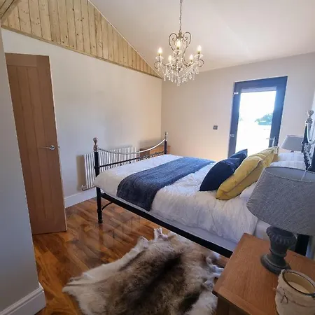 4bed Sleeps8-pet Friendly-hot Tub-log Burner York