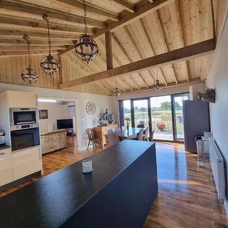 4bed Sleeps8-pet Friendly-hot Tub-log Burner Casa vacanze *
