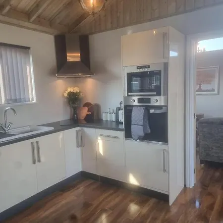 4bed Sleeps8-pet Friendly-hot Tub-log Burner Casa vacanze