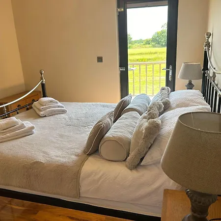 4bed Sleeps8-pet Friendly-hot Tub-log Burner Casa vacanze *